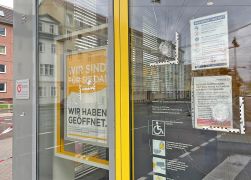 Mehrere Anschlaege Auf Bankfilialen In Jena 0003